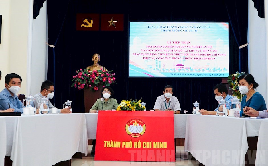 HCM-Ville contributions de la communauté des Indiens à la lutte contre le COVID-19